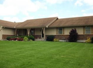 19523 S Quail Ridge Rd, Belton, MO 64012