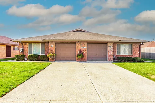1005A Parkwood Dr Photo 1