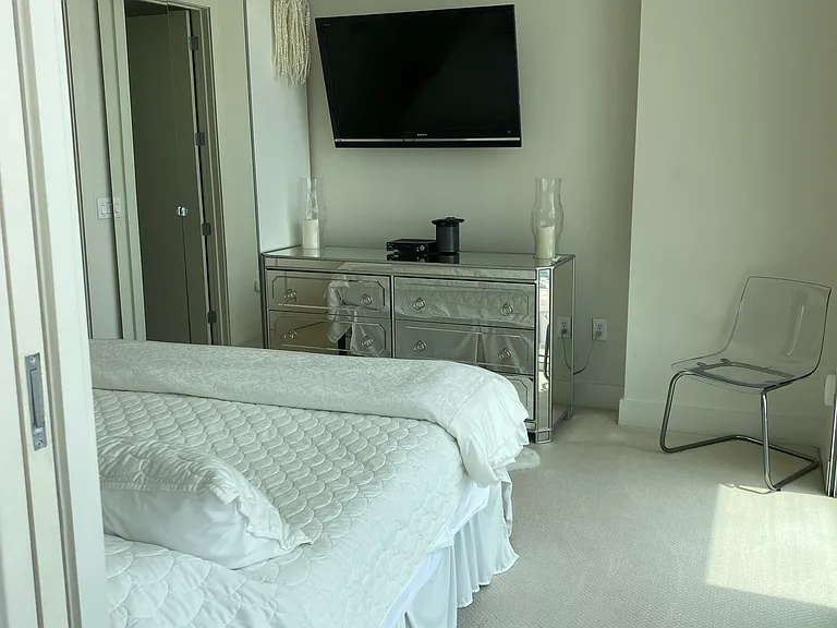 610 E Market St #2917 — Photo 10