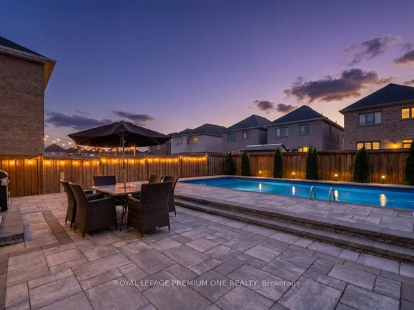 31 Prady Ln, New Tecumseth, ON L0G 1W0