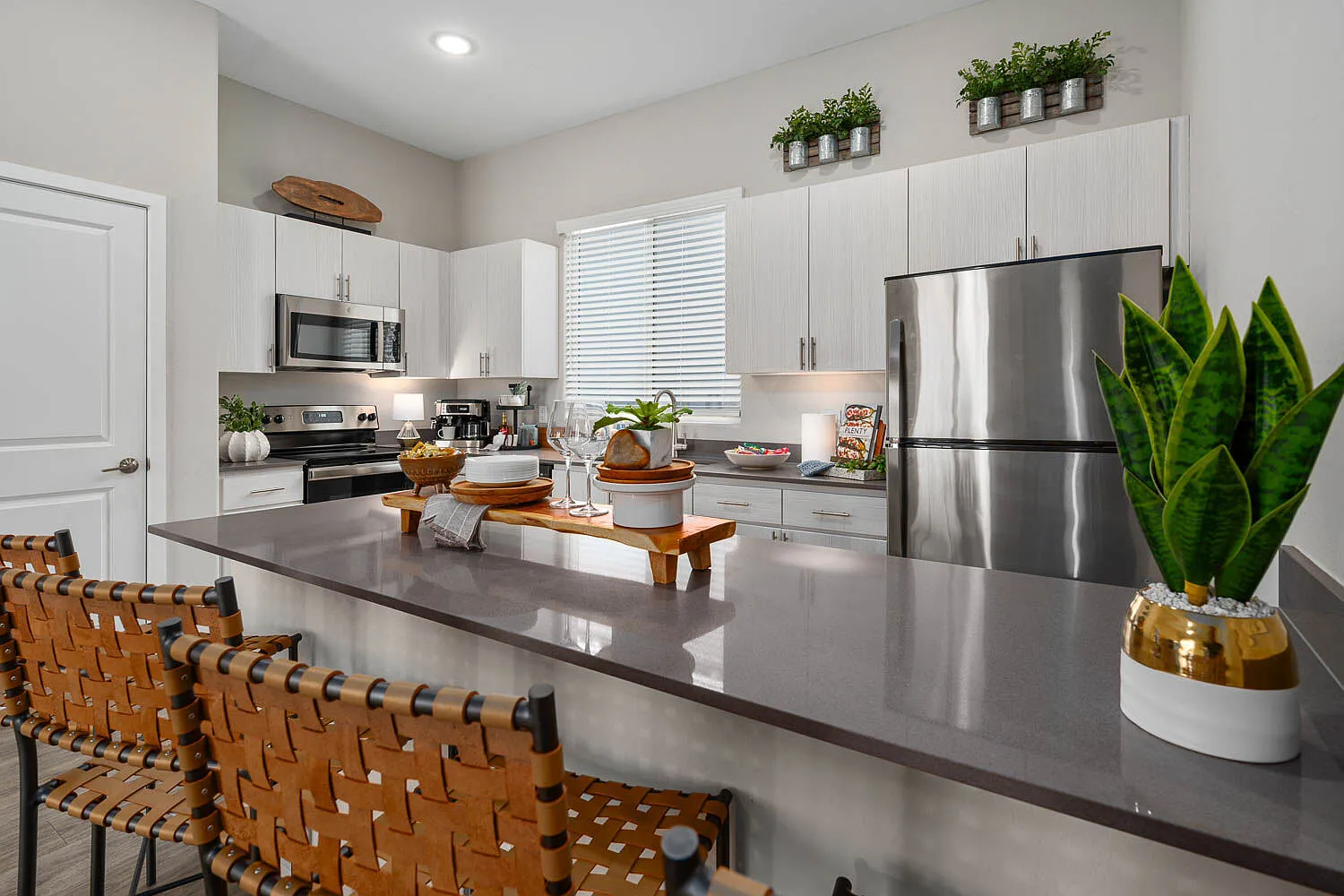 Abode At Litchfield Park — Photo 2
