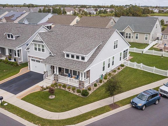 2nd image of 23824 Pembroke Ln