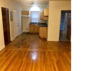 5122 W Augusta Blvd #2, Chicago, IL 60651