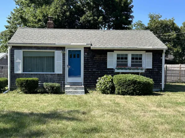44 Trotters Lane, West Dennis, MA 02670