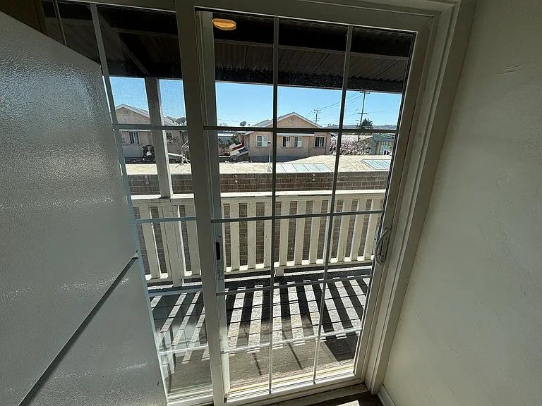 28-30 6th St #30B — Photo 6