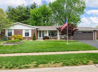 11171 Queensway Dr, Saint Louis, MO 63146