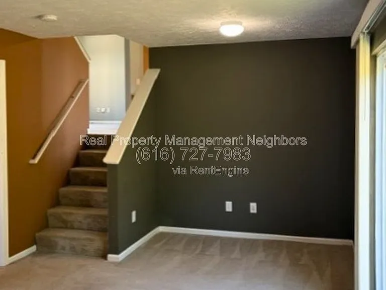 1636 Northbend Dr NE — Photo 34