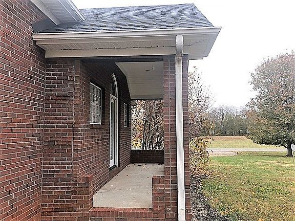 3rd image of 263 Whipoorwill Dr