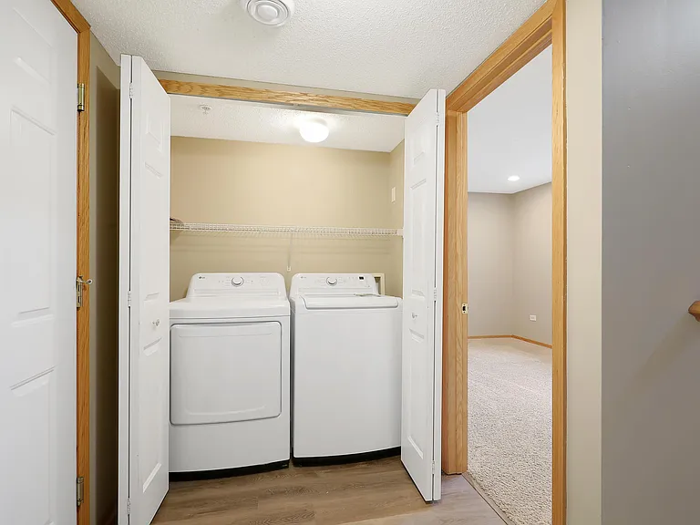 15564 Lilac Dr — Photo 14