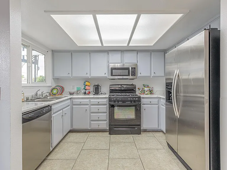 43827 Lively Ave — Photo 15
