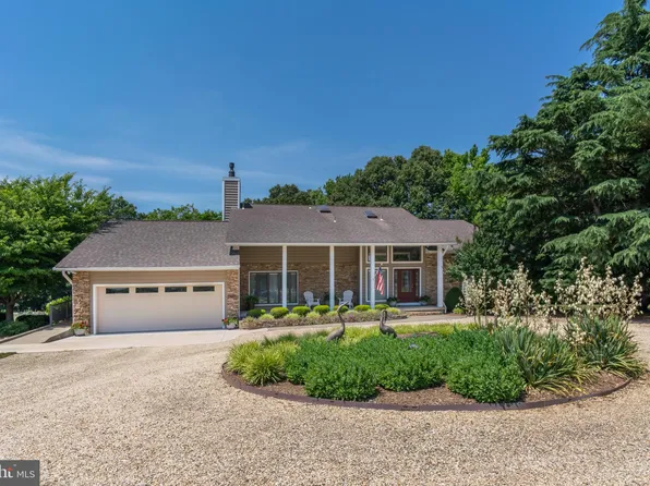 313 Hemsley Dr, Queenstown, MD 21658