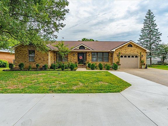 2nd image of 309 Harmony Ln