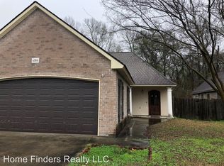 6386 Surrey Ln, Zachary, LA 70791