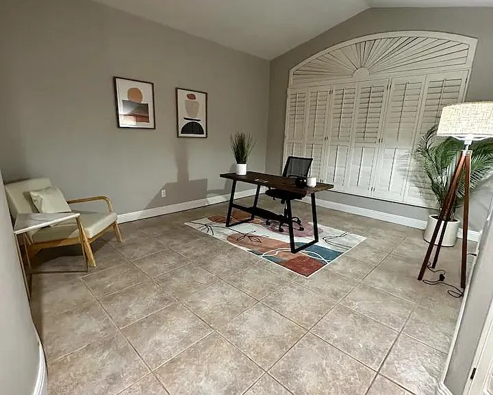 377 N Sicily Pl — Photo 23