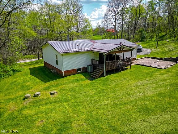 3rd image of 205 Township Road 216