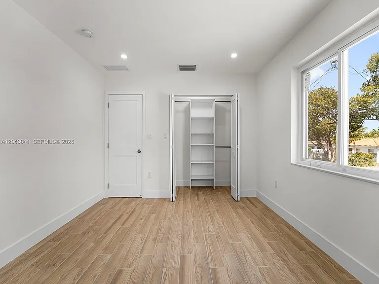 238 NW 41st Ave #0 — Photo 8