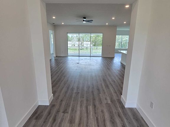 5th image of 12106 Everglades Kite Rd