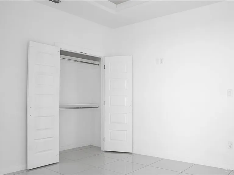 1600 Angelina Dr #1 — Photo 9