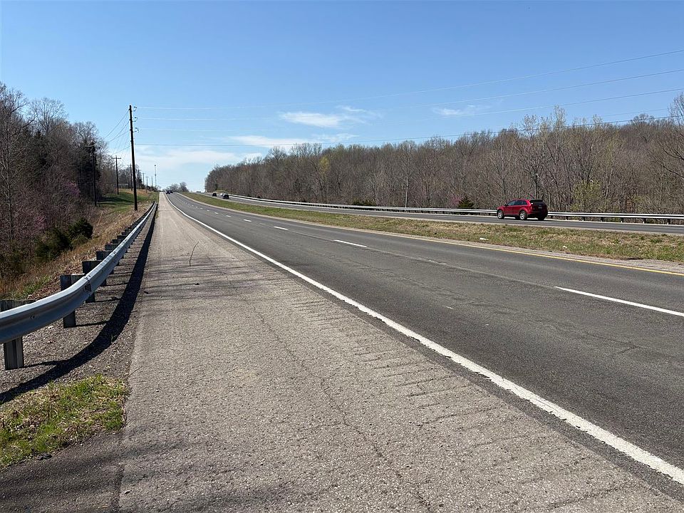 2nd image of 5046 Bowling Green Rd