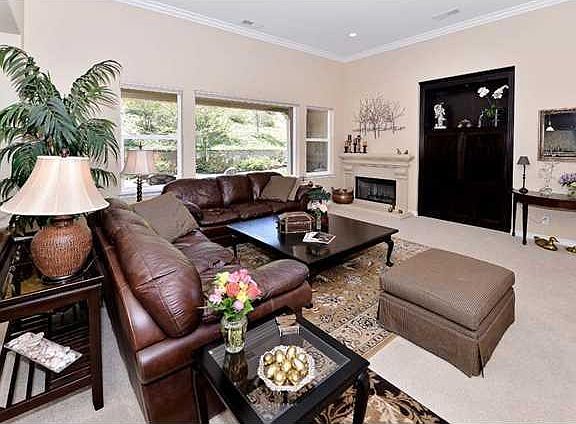 3rd image of 620 Coastal Hills Dr