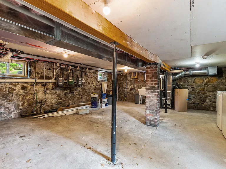 43 Franklin Ave #2 — Photo 19