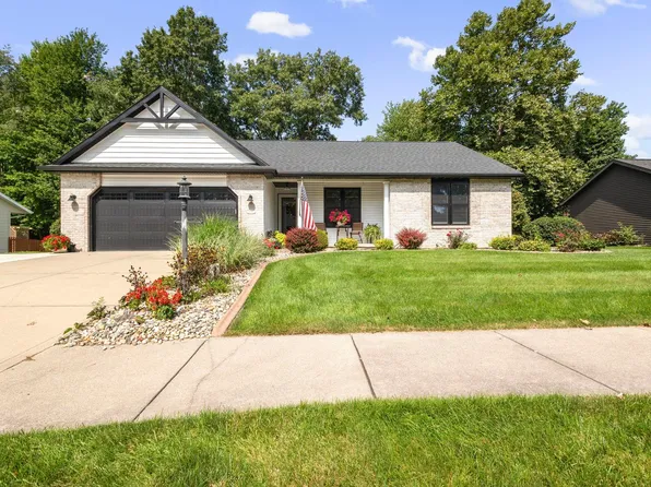 1006 Hidden Meadow Ln, Middlebury, IN 46540