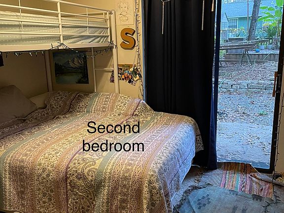 4th image of 318 Whetherbine Way E