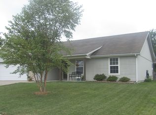 804 SW Bobcat St, Oak Grove, MO 64075