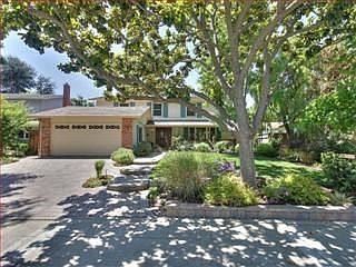 2nd image of 867 Russet Dr