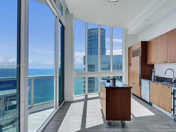 4th image of 15901 Collins Ave APT 4301