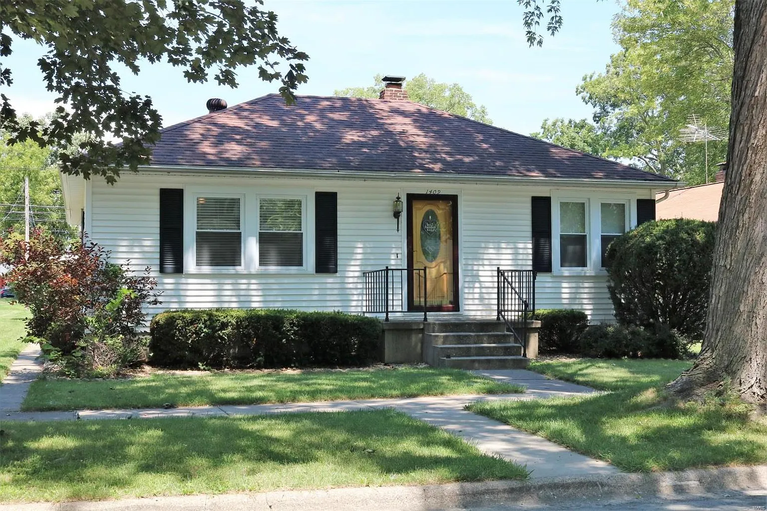 1409 12th St photo 1