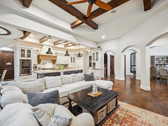 5th image of 4114 Tee Tree Ct