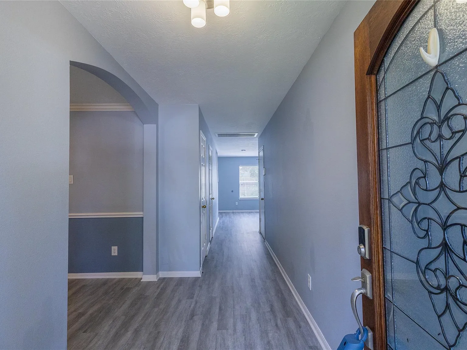 4 bed, 2.5 bath, 2634 sqft, $2,566 — Photo 3