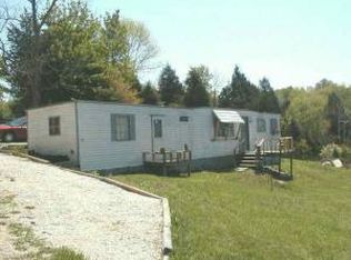 2142 S Leatherwood Rd, Bedford, IN 47421