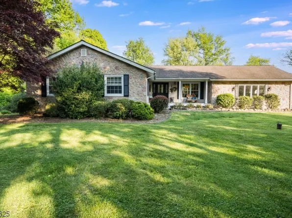 679 Deerfield Ln, Union Twp., NJ 08802