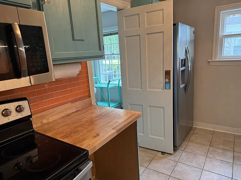 6238 Evanston Ave — Photo 10