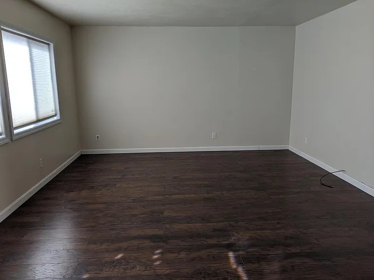 134 Kearney Ave — Photo 5