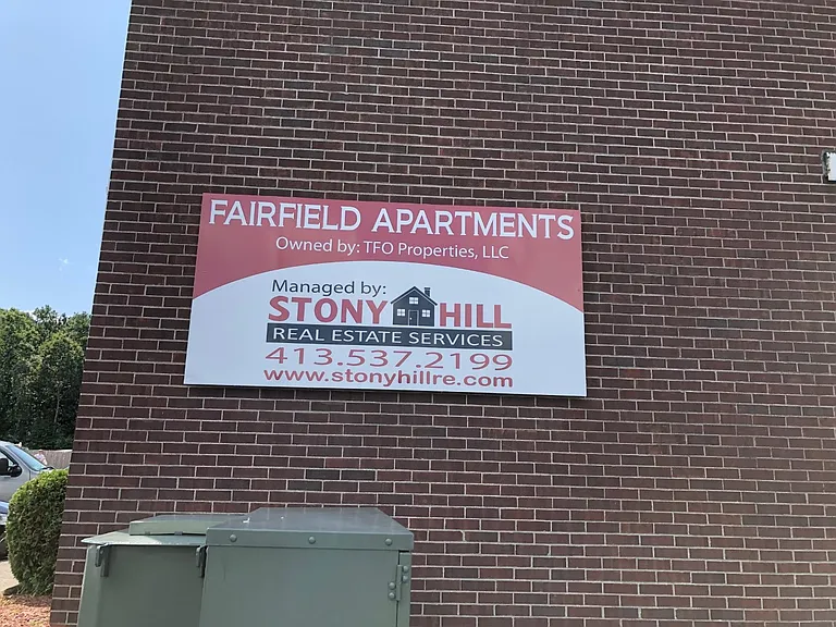 Fairfield Apartments — Photo 42