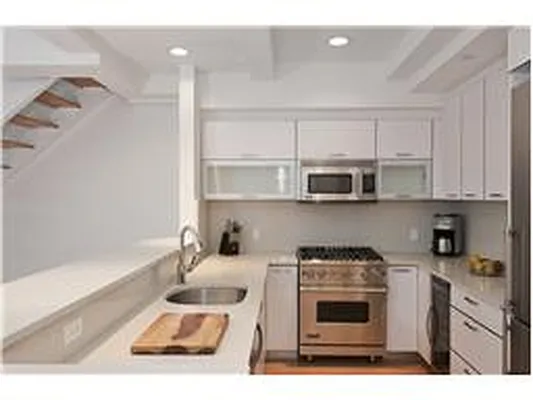 Sold by Douglas Elliman | media 6