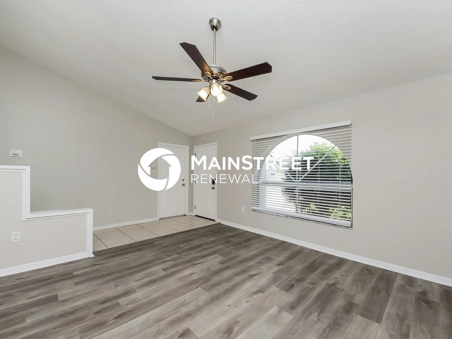 313 CAEN CT — Photo 3