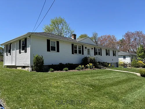27 Evergreen Ave #21 Photo 1