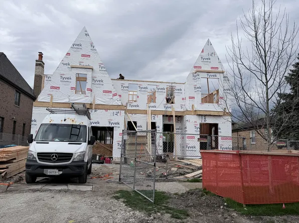 515 S Parkview Ave, Elmhurst, IL 60126