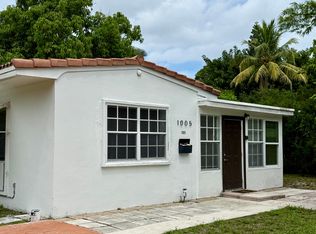 1005 NE 16th Pl, Fort Lauderdale, FL 33305
