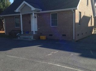 352-A E Market St, Harrisonburg, VA 22801