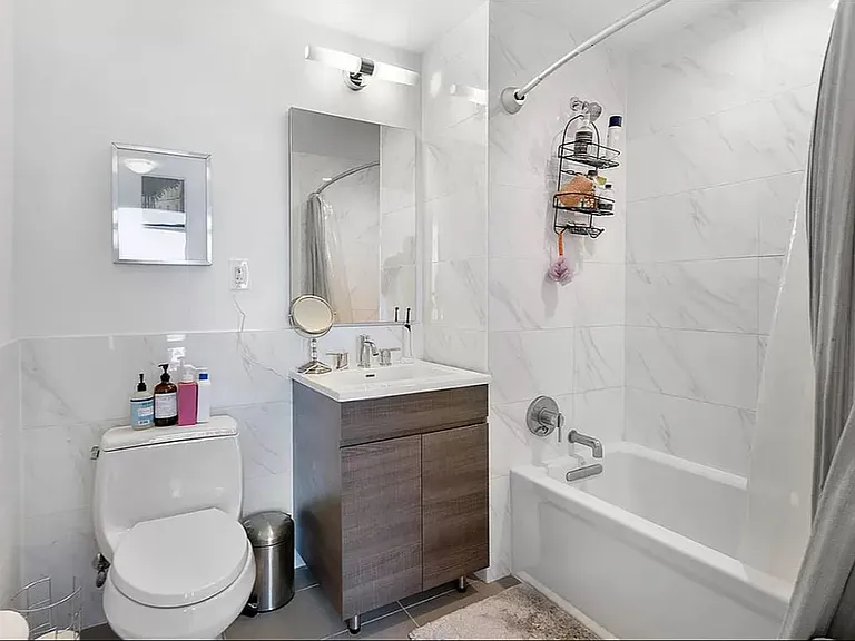 2350 Adam Clayton Powell Jr Blvd #Penthouse 19 — Photo 8