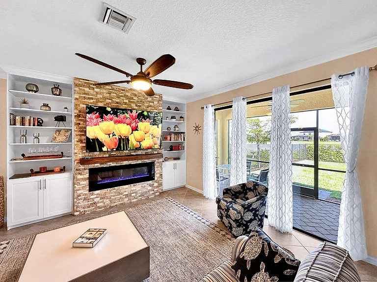 12948 Broomfield Ln — Photo 19