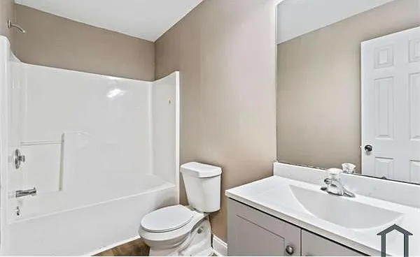930 Hall St NW — Photo 14