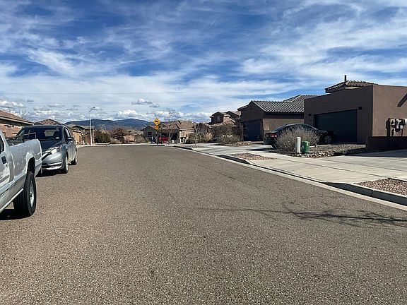 5th image of 4729 Hojas Verdes