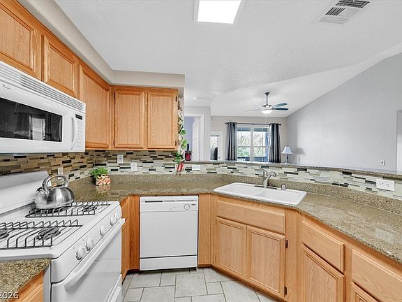 4th image of 10550 W Alexander Rd Unit 2007