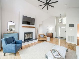112 Starboard Ln, Moneta, VA 24121